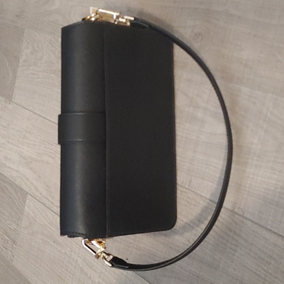 Michael Kors Greenwich Black Handbag NWT - Picture 5 of 15